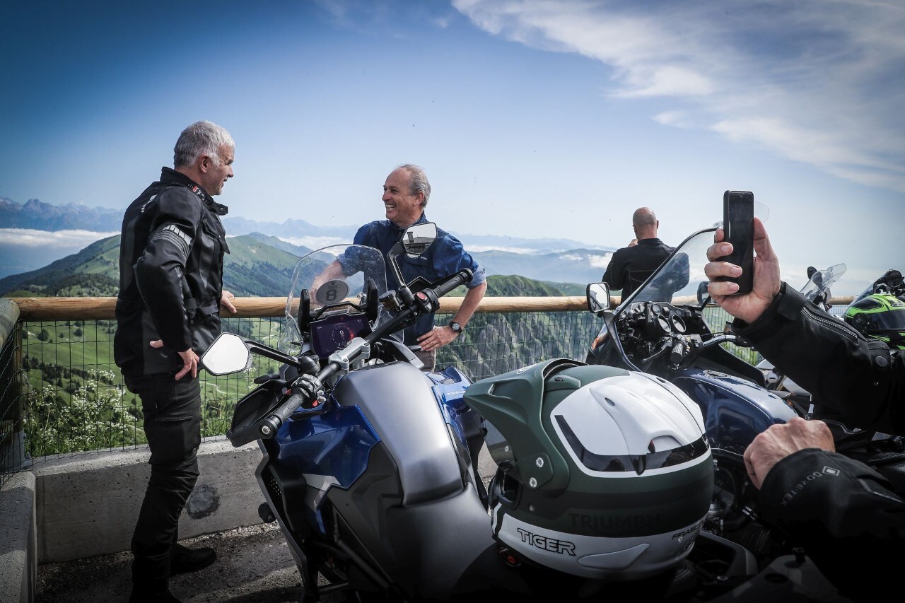 Triumph Adventure Experience: quando la moto va a braccetto con l'architettura